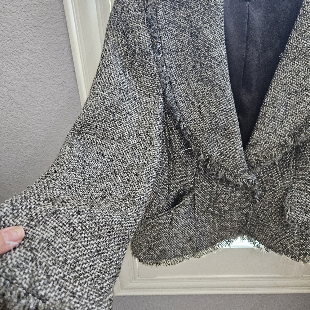 Bebe Women's Gray Tweed Jacket Size 10 - Picture 4 of 11